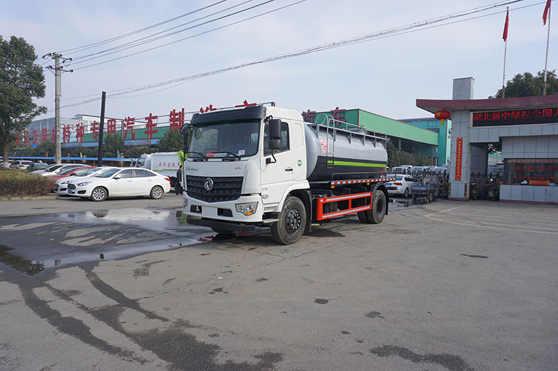 東風(fēng)D3  12方    吸污車(chē)